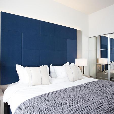 קינלוך ראנוך Dunalastair Hotel Suites מראה חיצוני תמונה A bedroom at the hotel